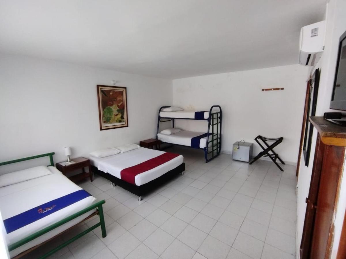 Hotel Villa Ricaurte Buitenkant foto