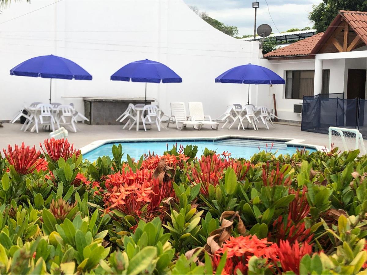 Hotel Villa Ricaurte Buitenkant foto